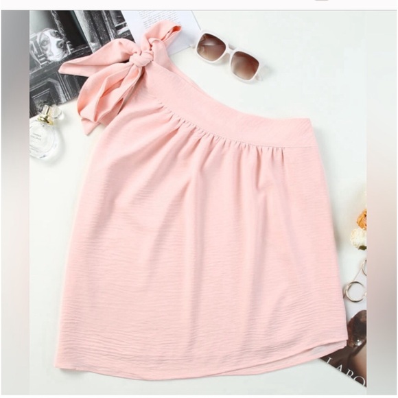 Asymmetrical Tie On One Shoulder Sleeveless Top in Light Pink - Picture 3 of 4